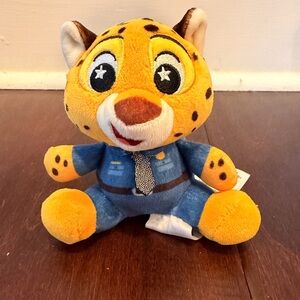 2026 Disney Parks Wishables Shimmer Mini Plush Zootopia Clawhauser